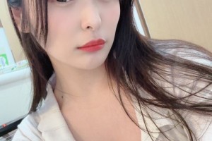 男人强间美女视[1080p]电影海报