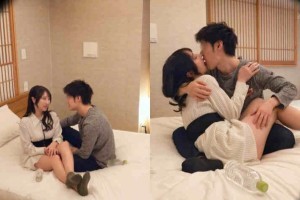 前凸后翘的性感绝色美女[正片]电影海报