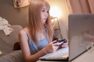 香港艺人林燕妮[免费]电影海报