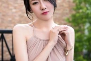 蟒蛇与女孩爱情电影[全集]电影海报